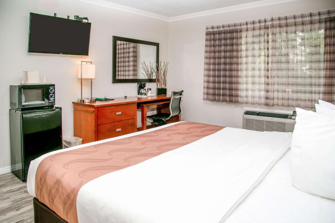 Quality Inn & Suites Thousand Oaks - Us101 Экстерьер фото